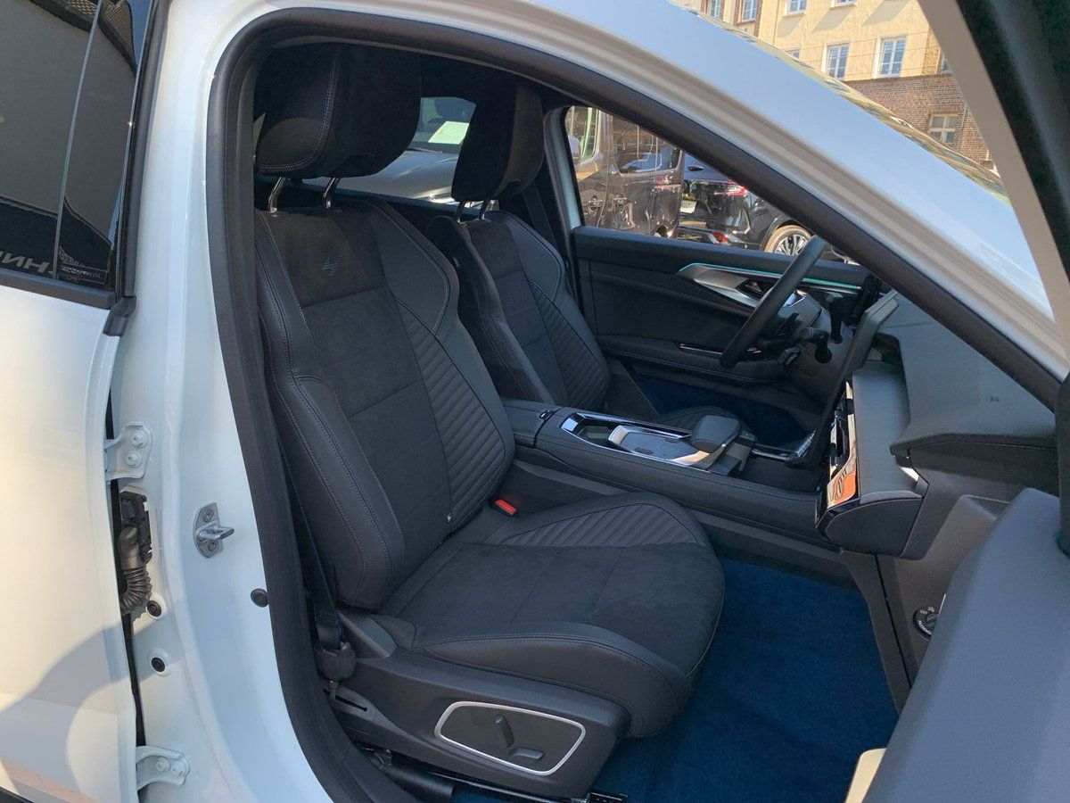 Renault Rafale - Bild 25