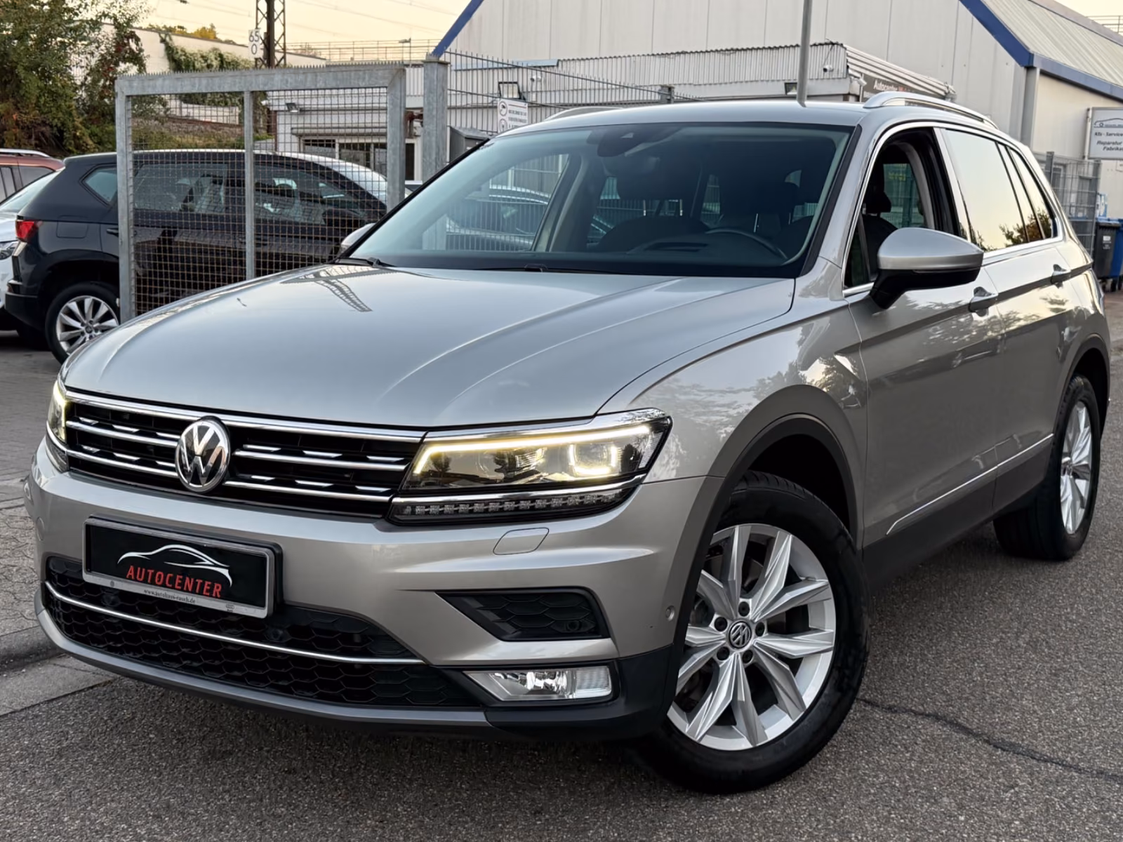 Volkswagen Tiguan 2.0TDI DSG 4Motion|Highline|VIRTUAL|AHK|