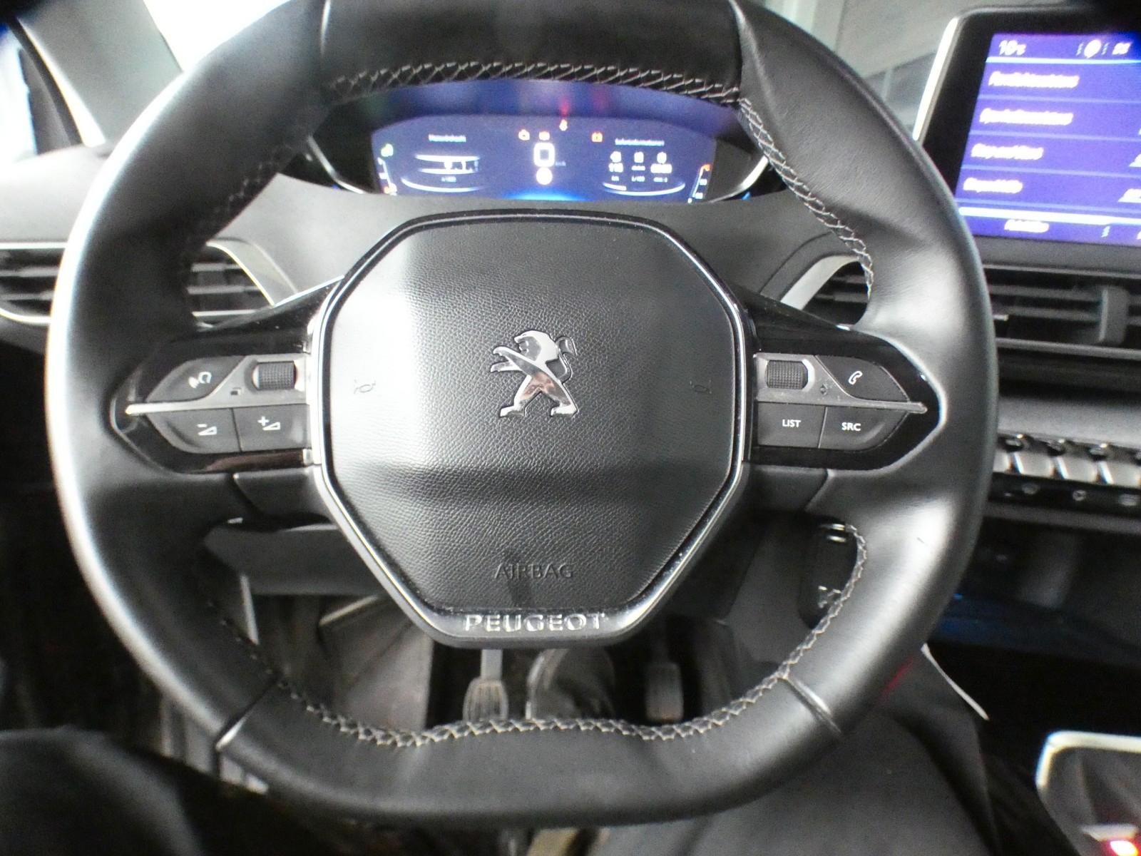 Peugeot 3008 PANORAMA AHK NAVI LED-SCHEINWERFER KAMERA
