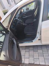 Opel Zafira Tourer: Familienauto mit modernem Navi - Opel Zafira Tourer Gebrauchtwagen