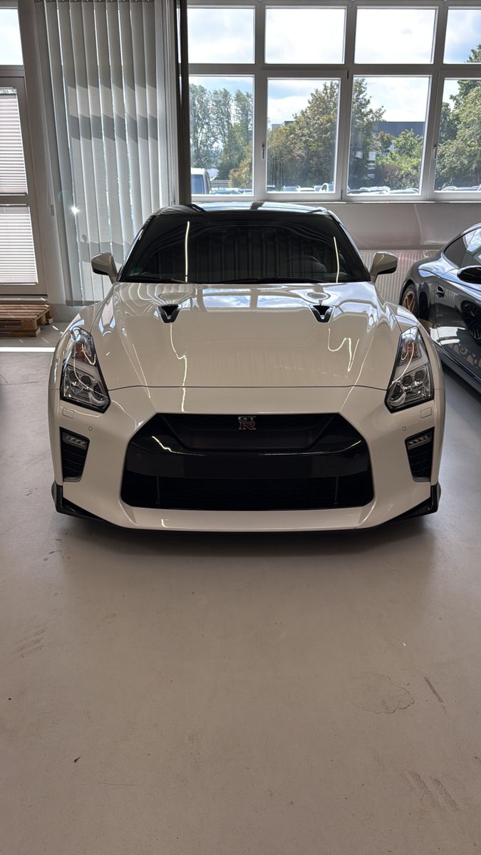Nissan GT-R GT-R Black Edition, FULL, Carbon imagem 3