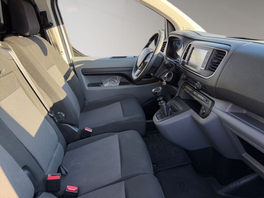 Fahrzeugabbildung Citroën Jumpy M BlueHDi 120 Club