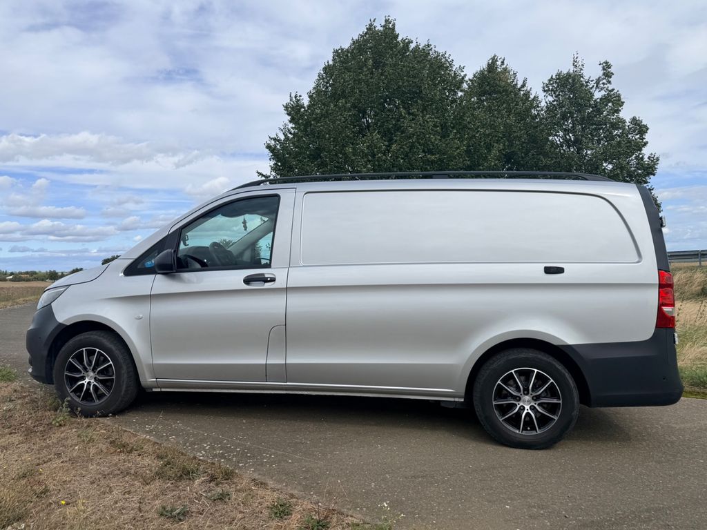 Image of Mercedes-Benz Vito