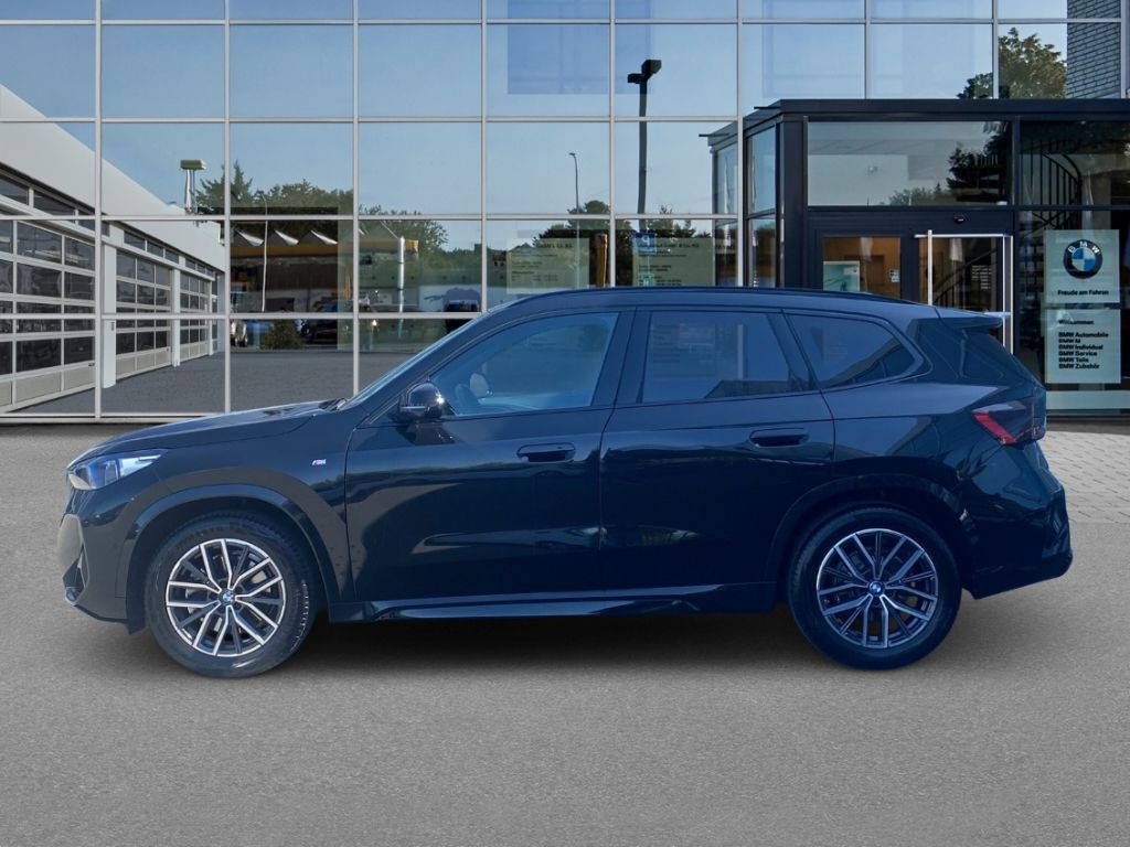 BMW X1 xDrive23i M Sport AHK Sitzhg. HeadUp LiveCock foto 2