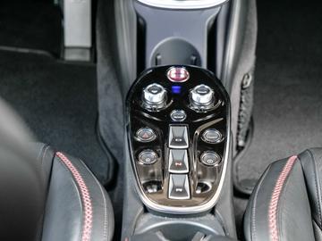 2020 Mclaren GT 缩略图 13