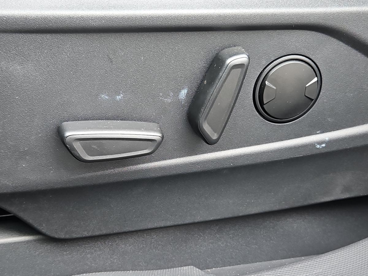 Ford Mustang Mach-E 75.7 kWh LED ACC RFK LEDER SHZ
