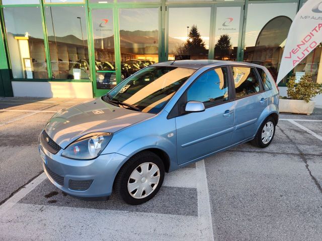 Ford Fiesta 1.2 16V 5p. Ghia