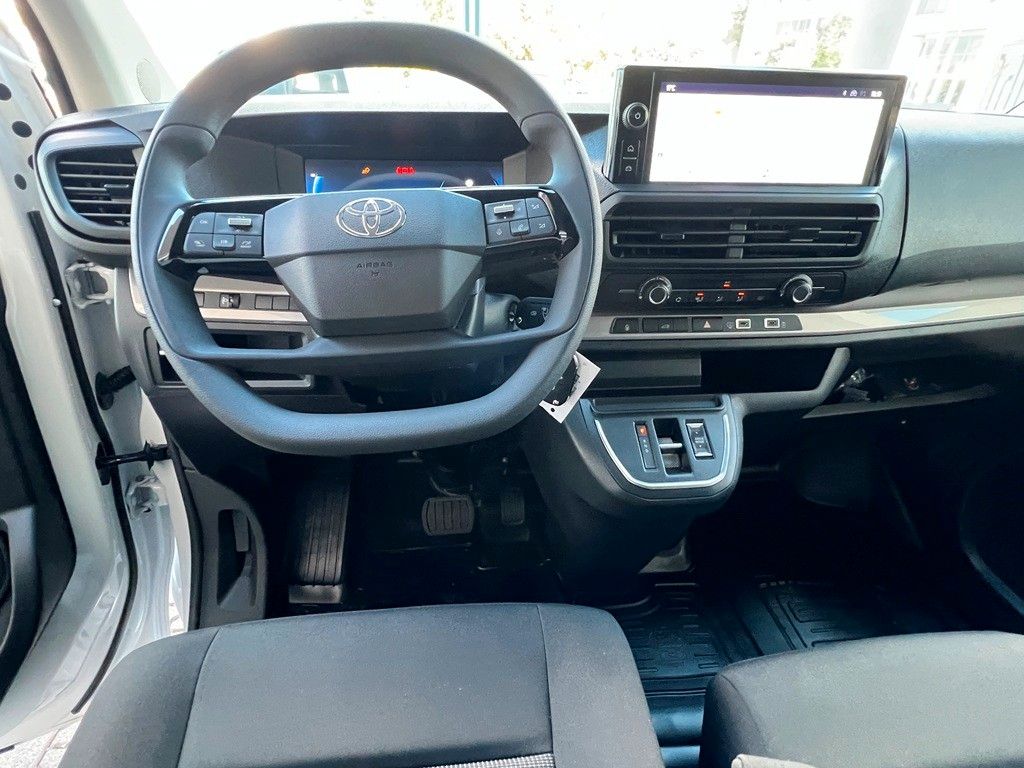 Fahrzeugabbildung Toyota Proace L1 Kasten Electric Meister 75kWh NAVI