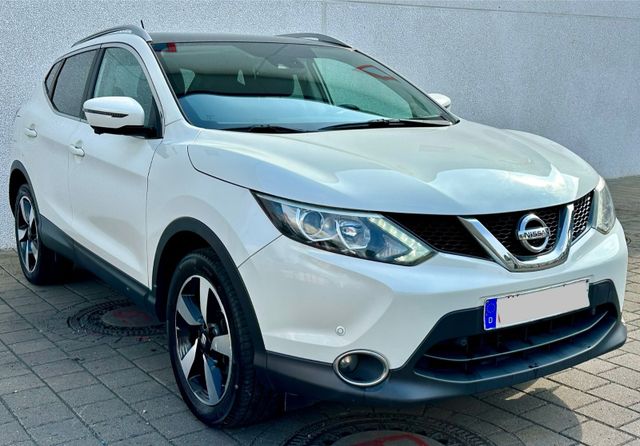 Nissan Qashqai 1.5 dCi N-Connecta Design Pack,Pano,Navi