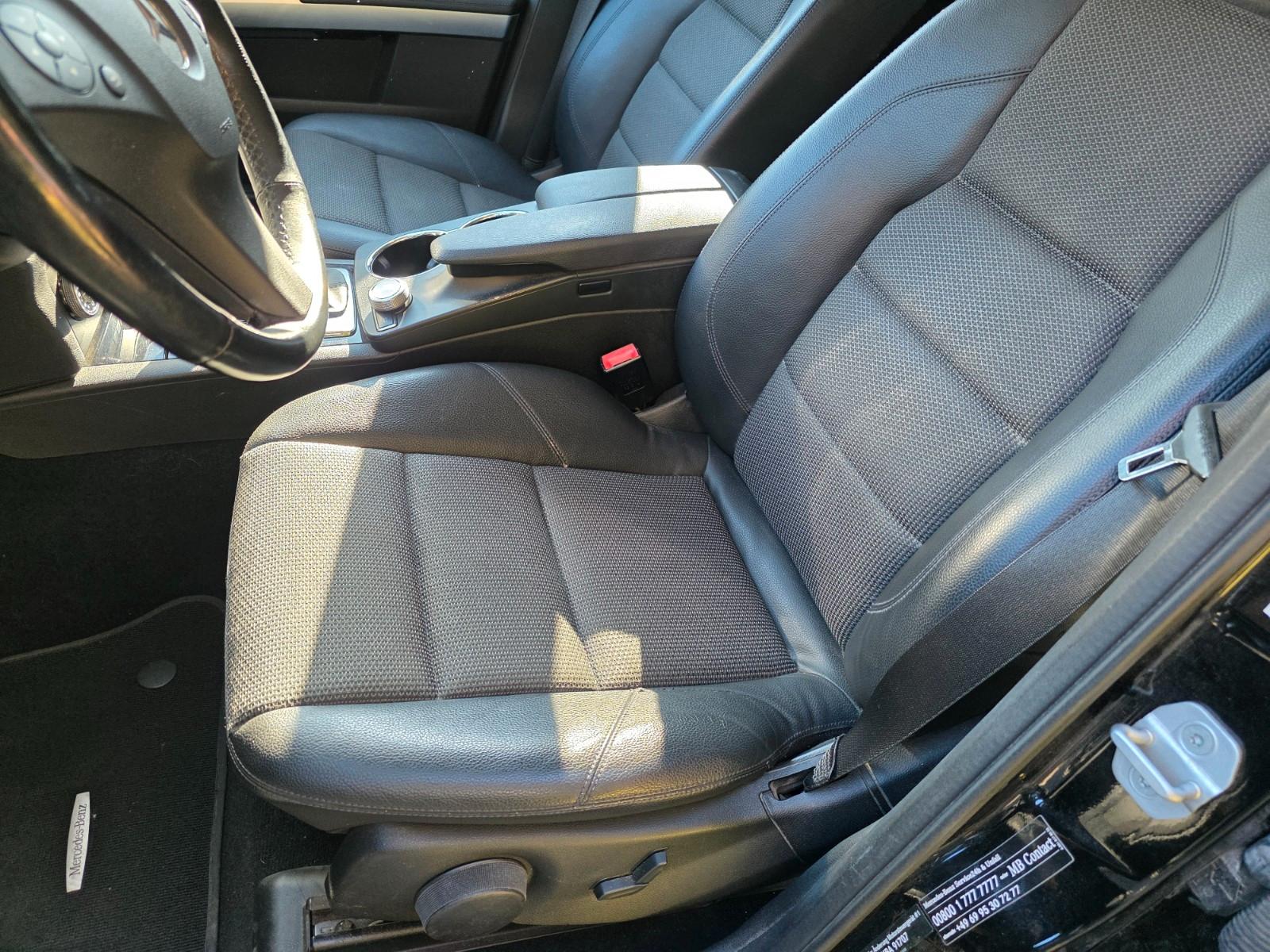 Mercedes-Benz GLK250 2012 — photo 14