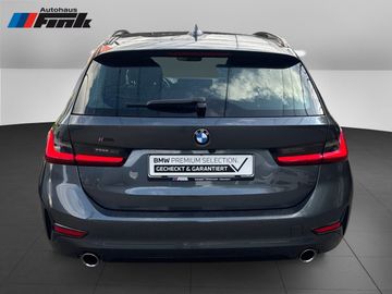 BMW 320d xDrive A Sport Line DAB LED WLAN RFK Shz