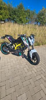 KTM Duke 125 - KTM DUKE 125