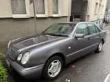 Mercedes-Benz Mercedes E200 w210 - Mercedes-Benz E-Klasse: W210