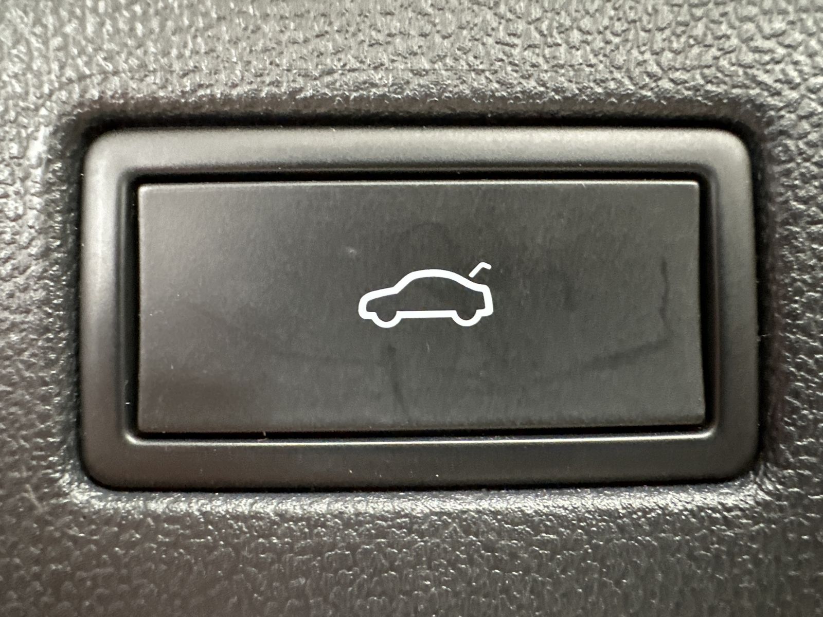 Fahrzeugabbildung Volkswagen Tiguan Allspace 2.0 TDI DSG CL NAV+LED+ACC+KAM