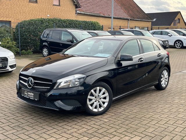 Mercedes-Benz A 180+Automatik+Leder+Panorama+Sportsitze+Leder