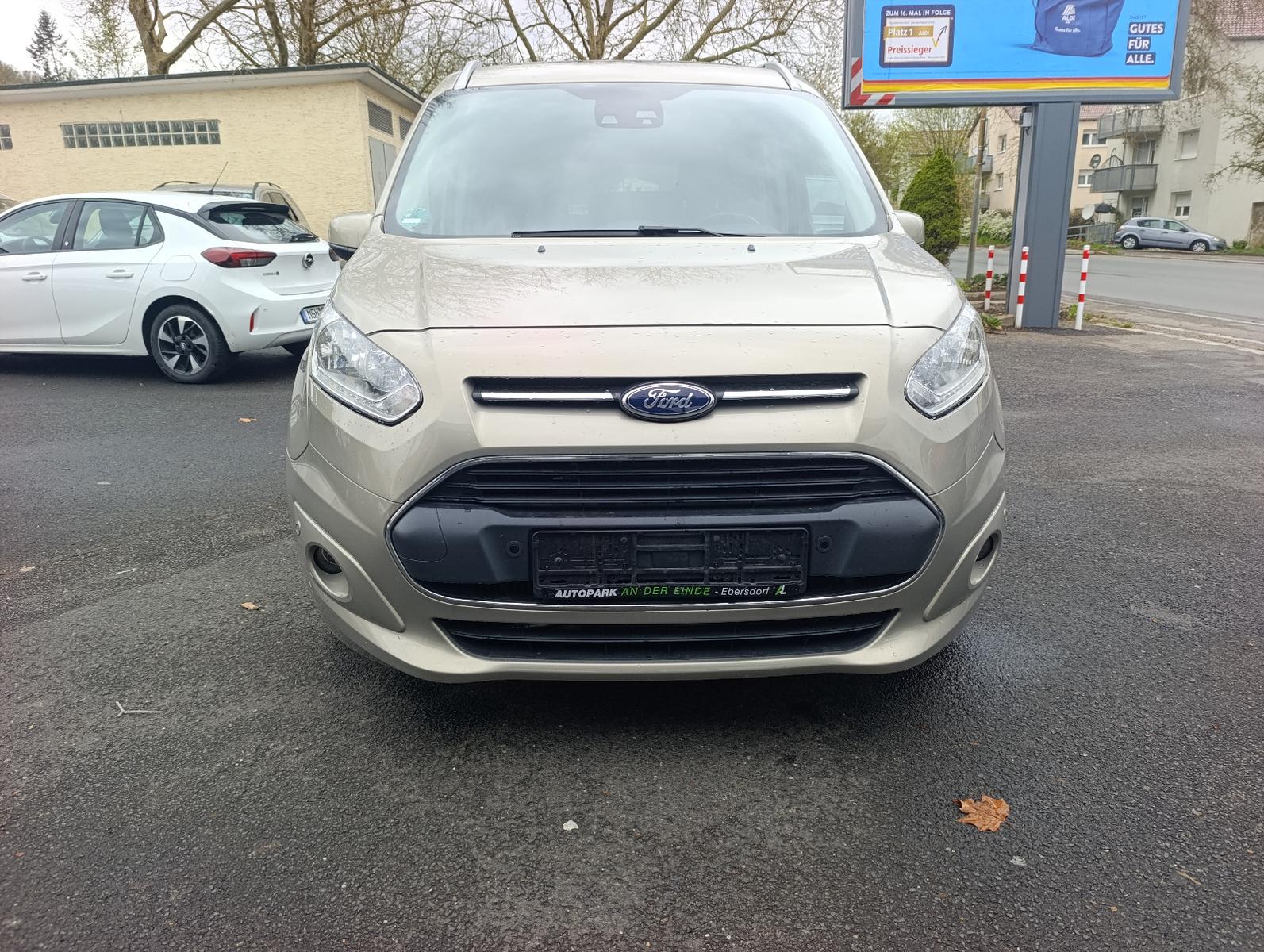 Ford Grand Tourneo Connect Titanium