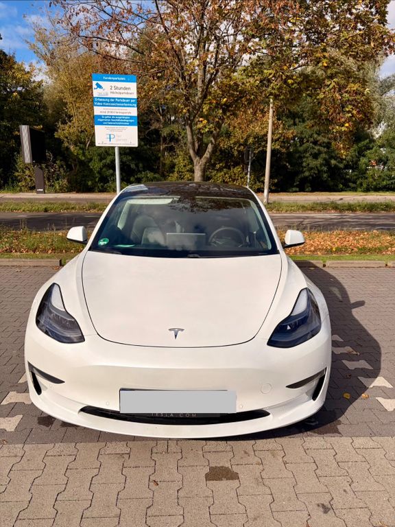 Image of Tesla Model 3