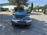 Renault Laguna Privilege 2.0 16V  *HU/AU bis 09/2027 - schwarze Renault Laguna