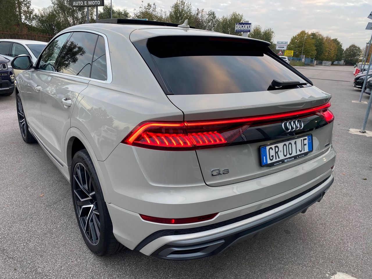 Audi Q8 50 3.0 286 CV quattro Tetto 2x S line 4  imagem 3