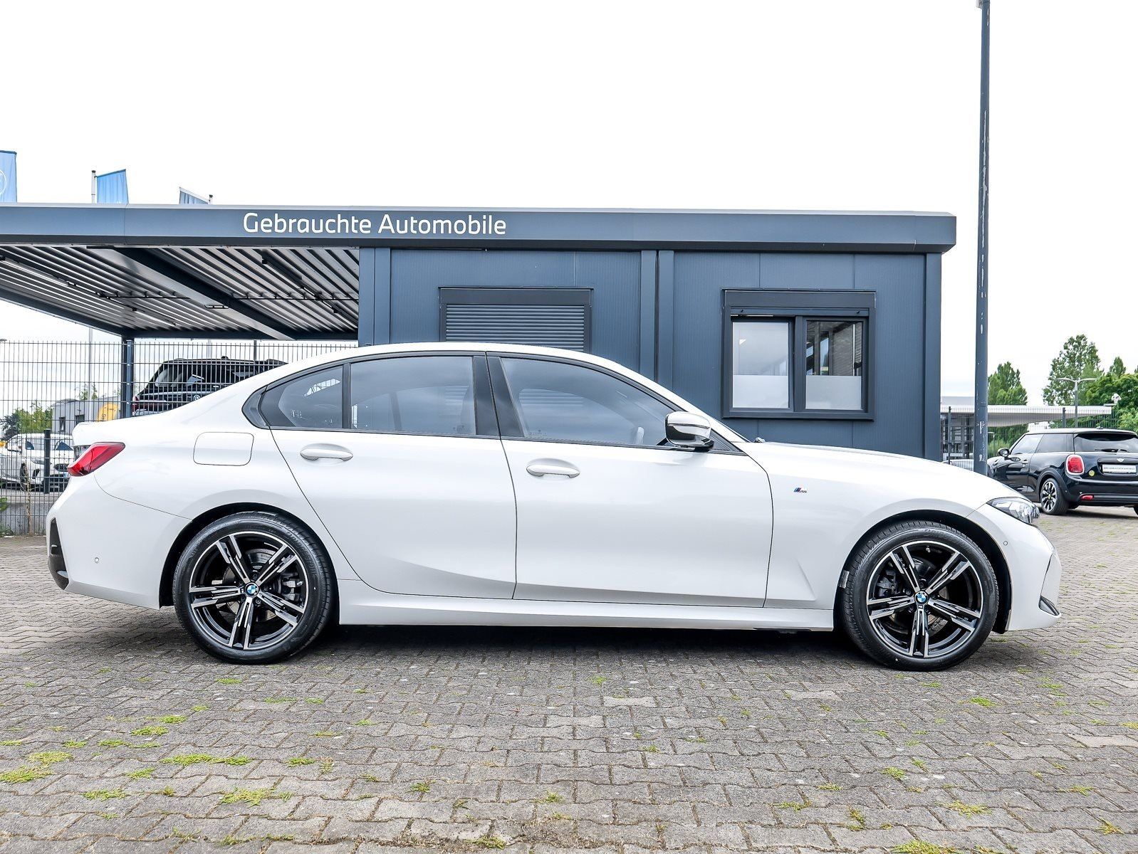BMW 318 - Bild 10