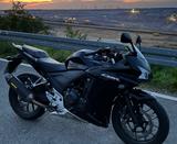 Honda Cbr 500r  mit Akrapovic Auspuff  - HONDA CBR500R
