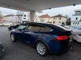 Tesla X Verbesserte Autopilot/CCS/AHK - Tesla Model X aus 2017