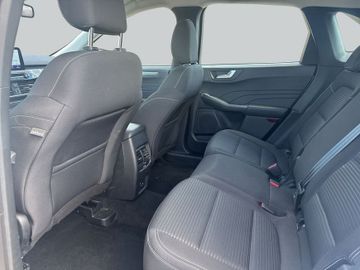 Ford Kuga - 12