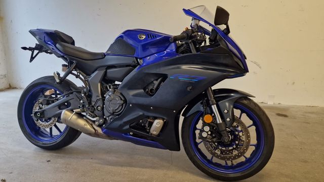 Yamaha YZF R7