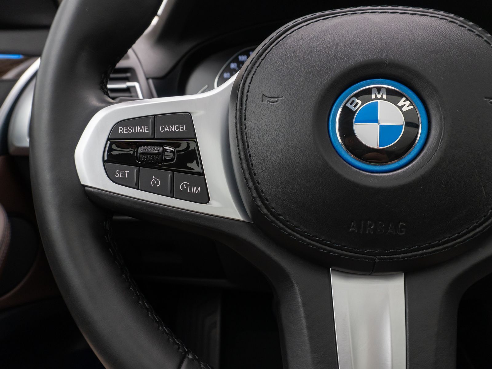 Fahrzeugabbildung BMW X3 xD30e DAB Kamera Panorama 19Zoll Leder Sport