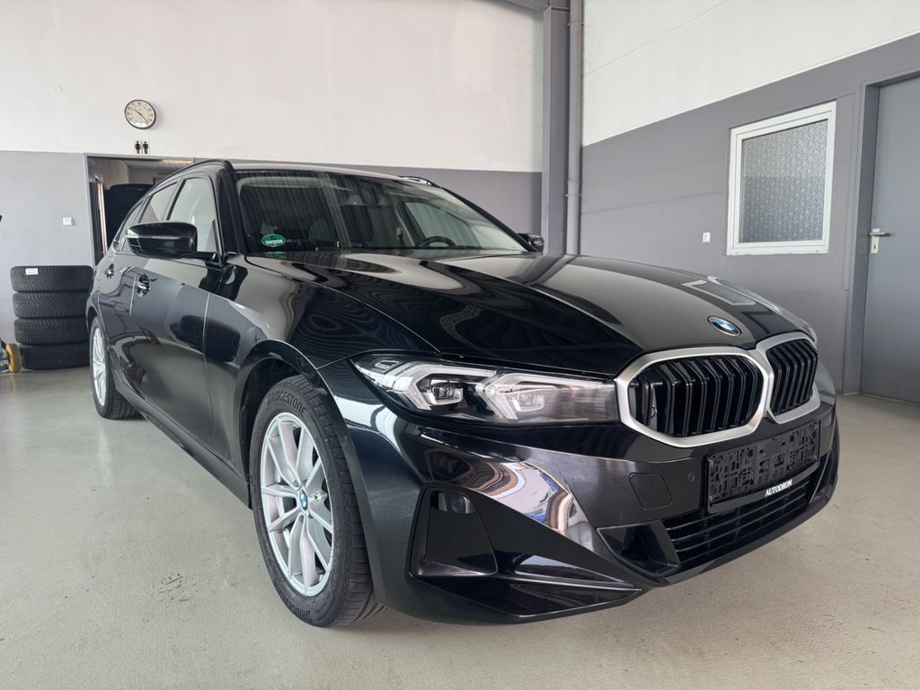 Image of BMW 320