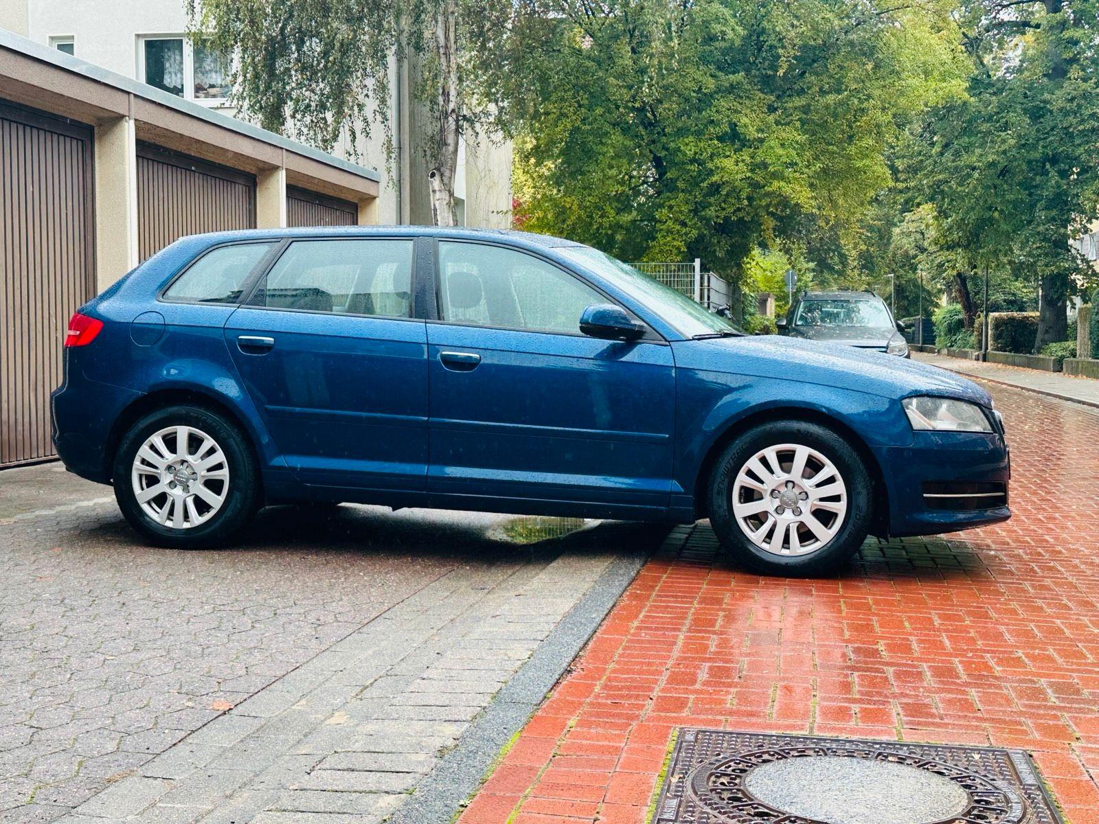 Audi A3 2010 — фото 6