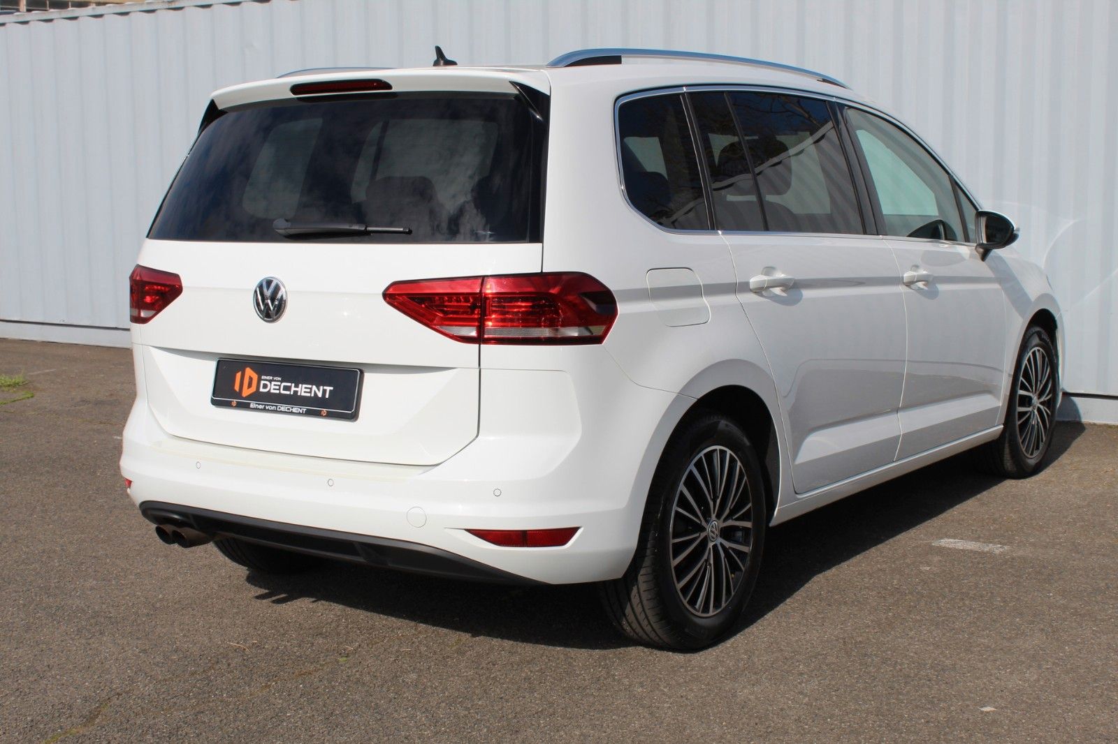 Fahrzeugabbildung Volkswagen Touran Highline  Automatik*Navi*Sitzh.*AHK