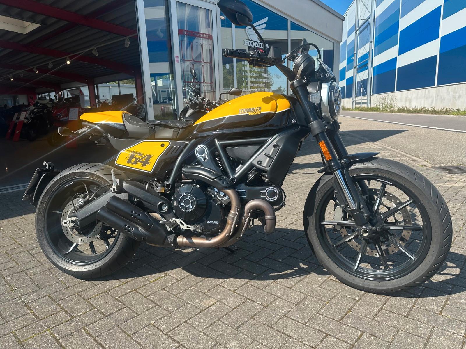 Ducati Scrambler 800 Full Throttle