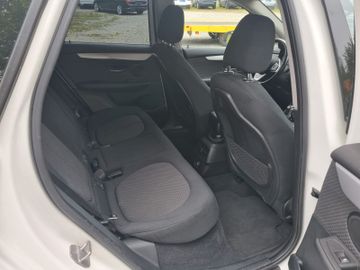 BMW 225 Active Tourer - 6