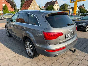 Audi Q7 - 11
