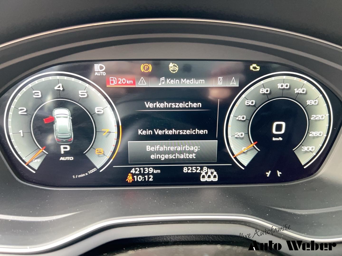 Audi A4 Avant 45TFSI qu. S-line Matrix Pano AHK Tour