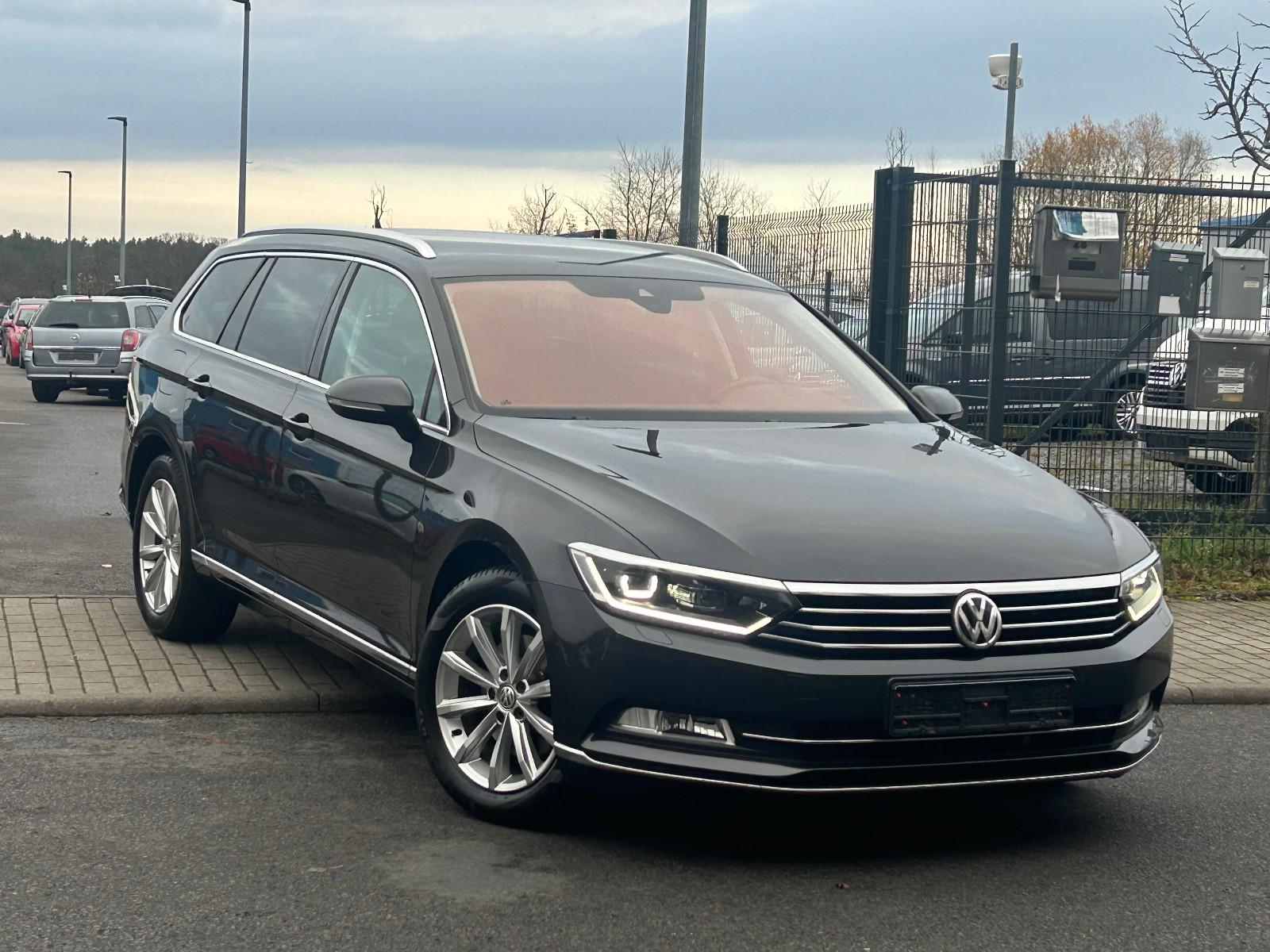 Volkswagen Passat  Highline 1.5 TSI DSG Leder Navi Virtual