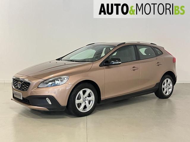 Volvo VOLVO V40 Cross Country D2 Momentum