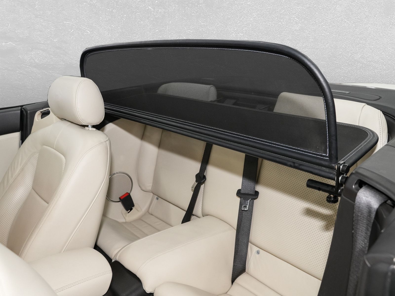 Fahrzeugabbildung Jaguar XKR Cabrio - CATS|20"|Bi-Xenon+aktiv.KL|ALPINE