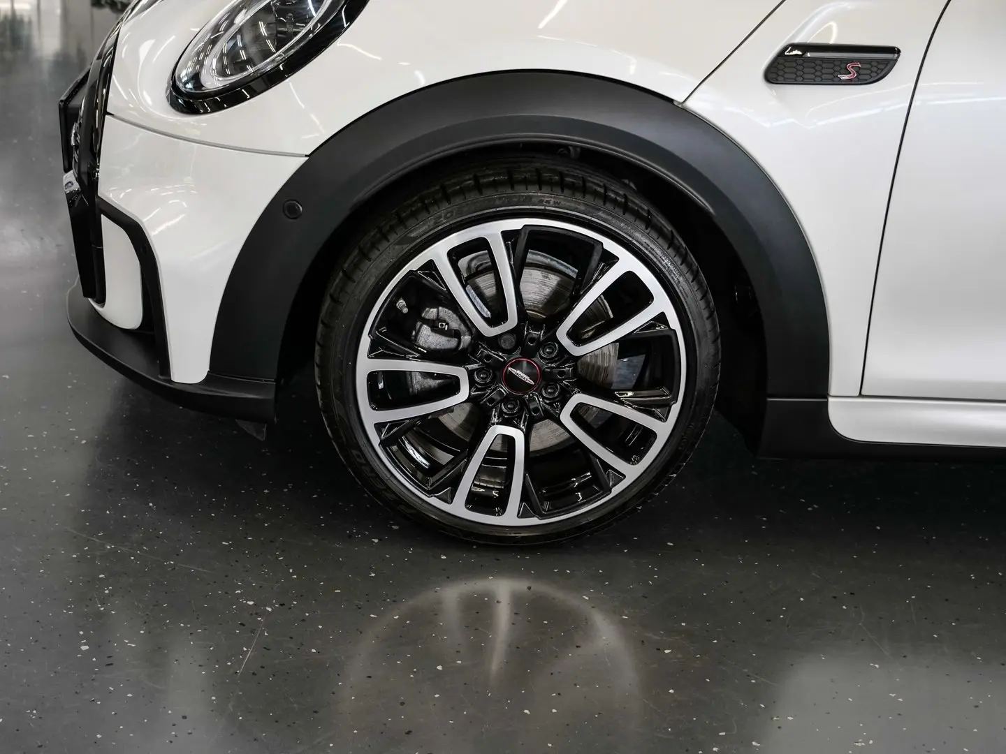 MINI Cooper S JCW Trim Aut Nav HuD LED h&k Komfzg RFK