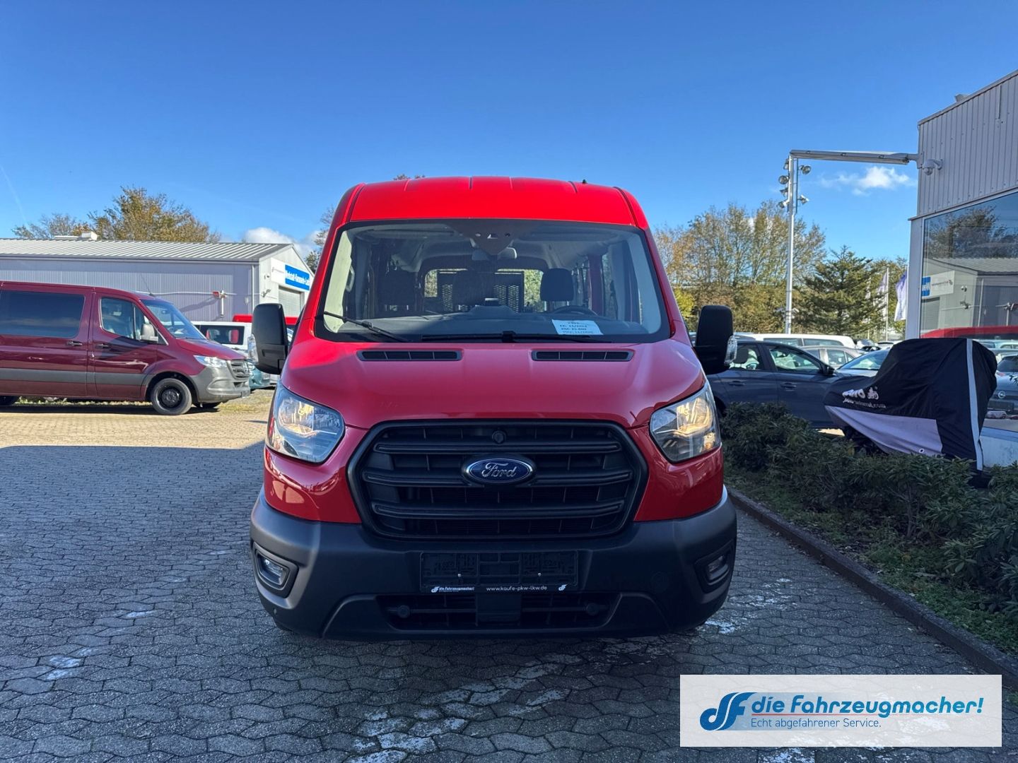 Fahrzeugabbildung Ford Transit Kombi 350 L3 Trend Behindertengerecht*74