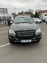 Mercedes-Benz Mercedes ML - Mercedes-Benz ML 350 in Leverkusen