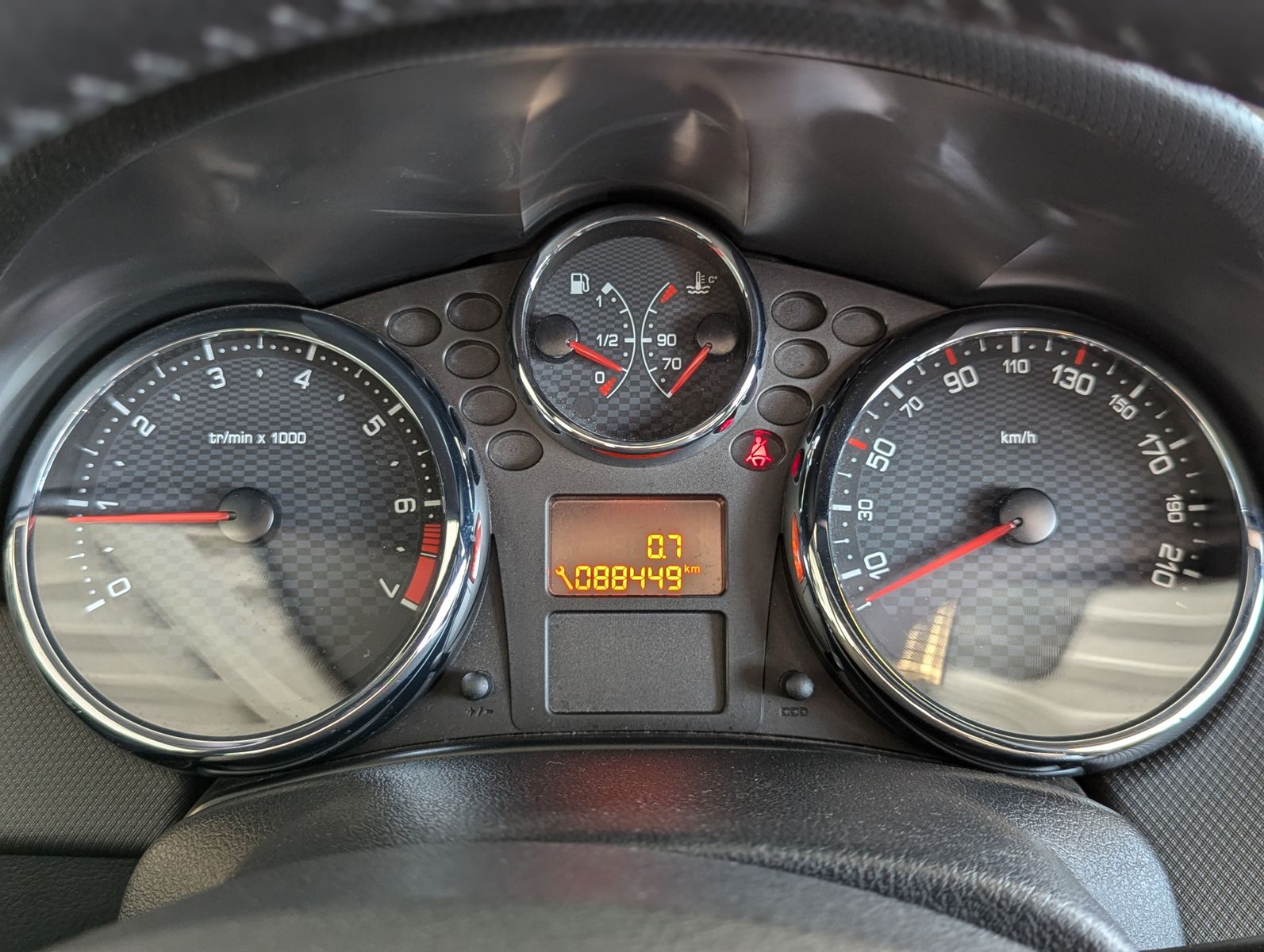 PEUGEOT 207 1.6 Active Windschott Klima Sitzheizung - Image 31