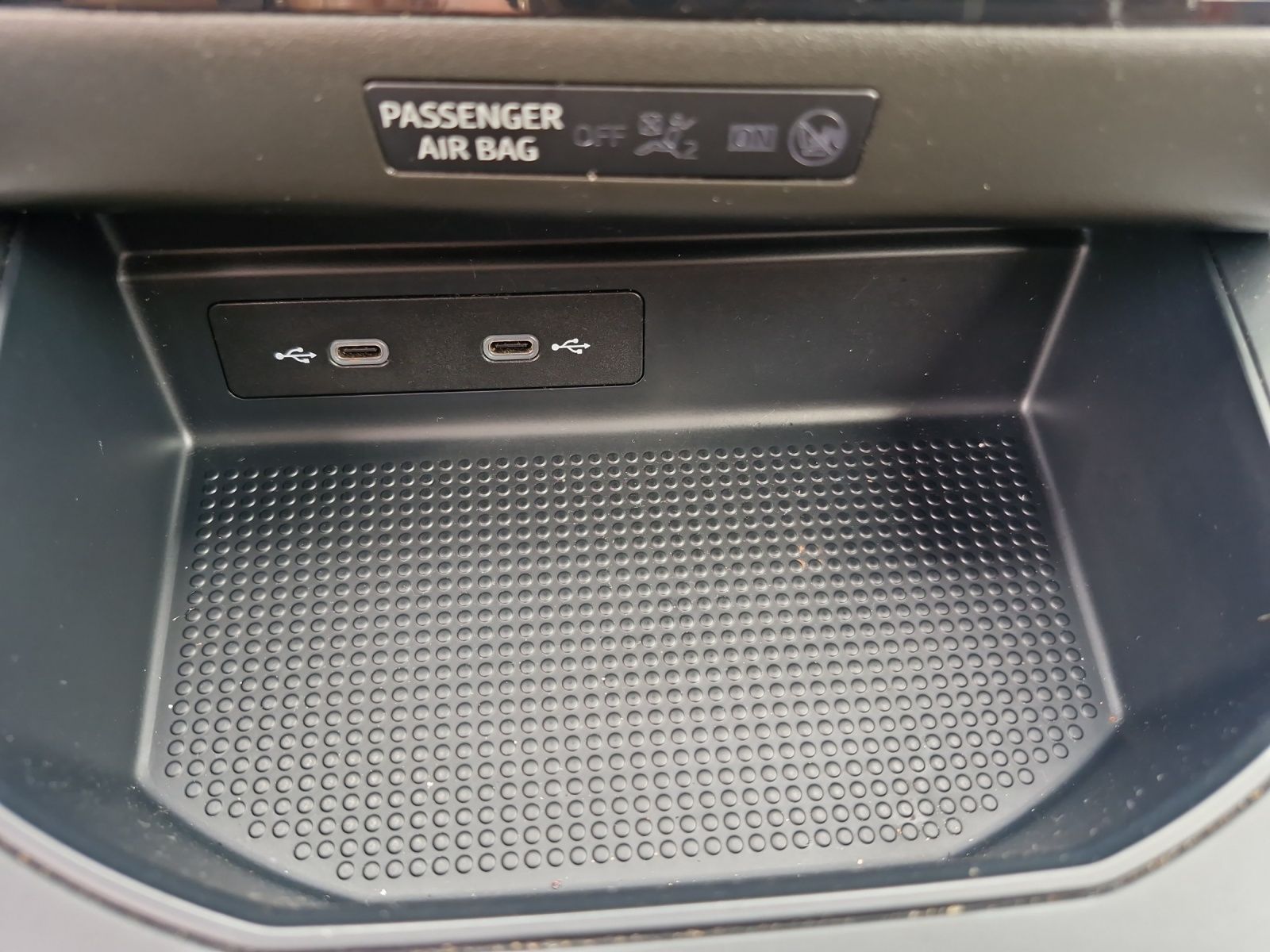 Fahrzeugabbildung SEAT Arona TSI Style LED Climatonic GRA PDC SH LM fer