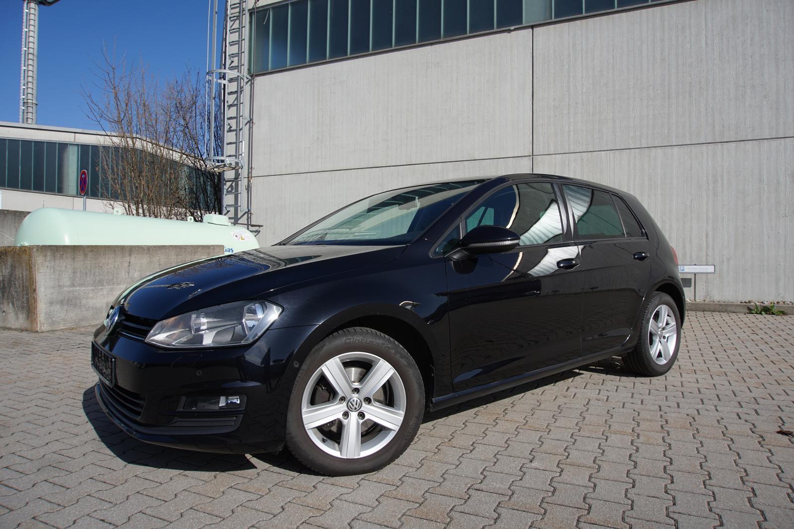 Volkswagen Golf 7 VII 1.2TSI ALU SHZ PDC Modelljahr 2014