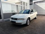 Audi A4 1.8 Avant - Audi aus 1999: 8