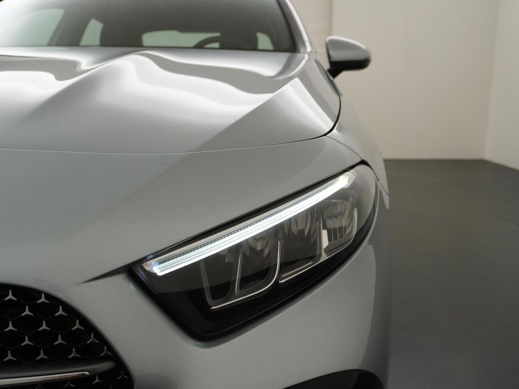 Mercedes-Benz A 180 Star Edition AMG Line