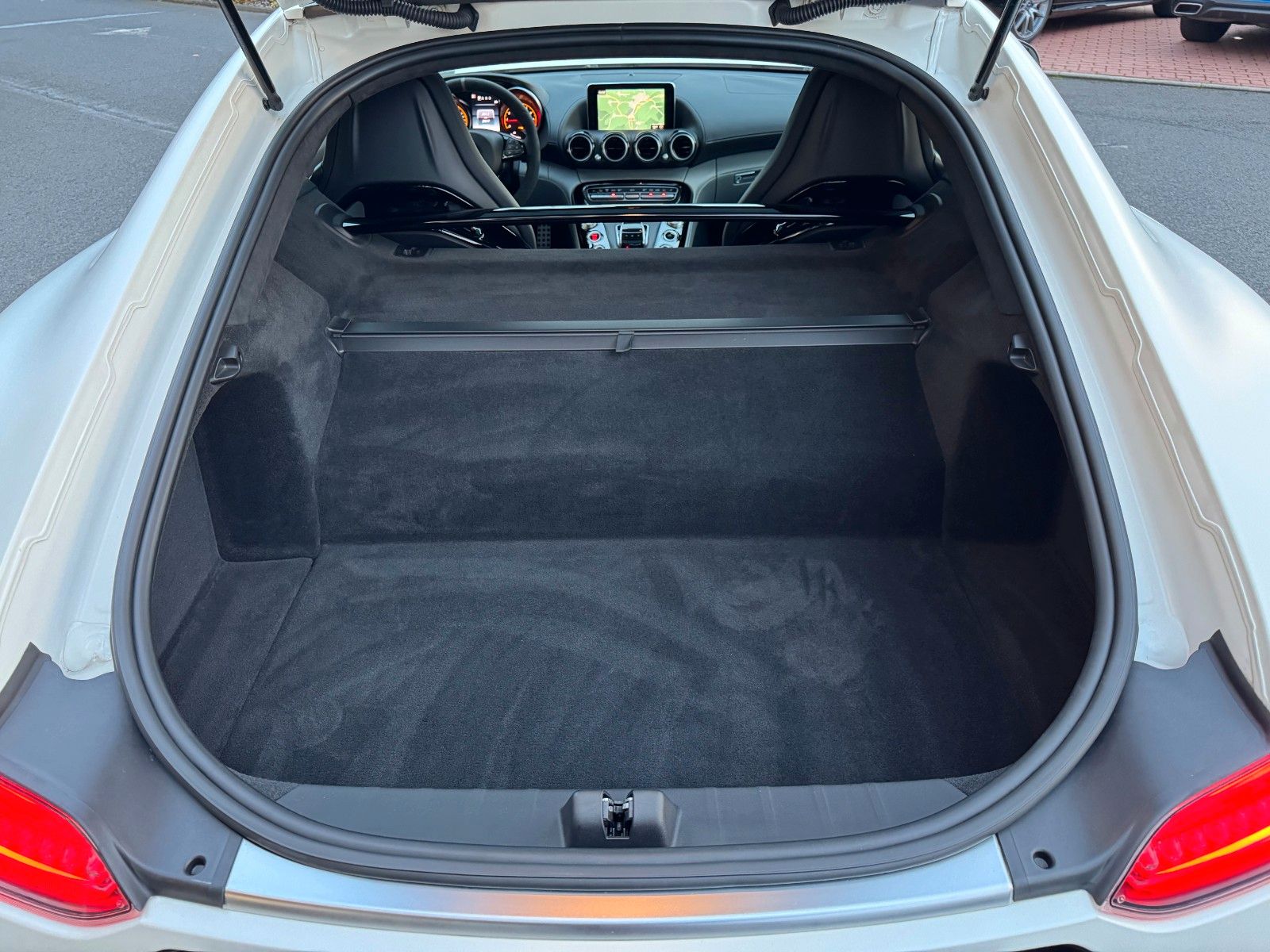 Fahrzeugabbildung Mercedes-Benz AMG GT C Edition50 Keramik+Pano+Burm+AGA