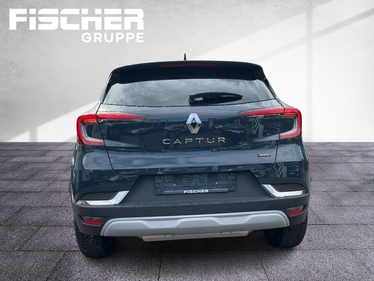 Fahrzeugabbildung Renault Captur TECHNO Plug-in 160 SHZ GJR 9,3"Toch
