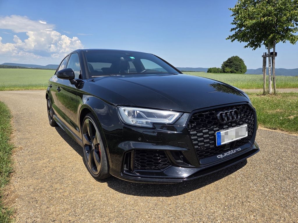 Image of Audi RS3